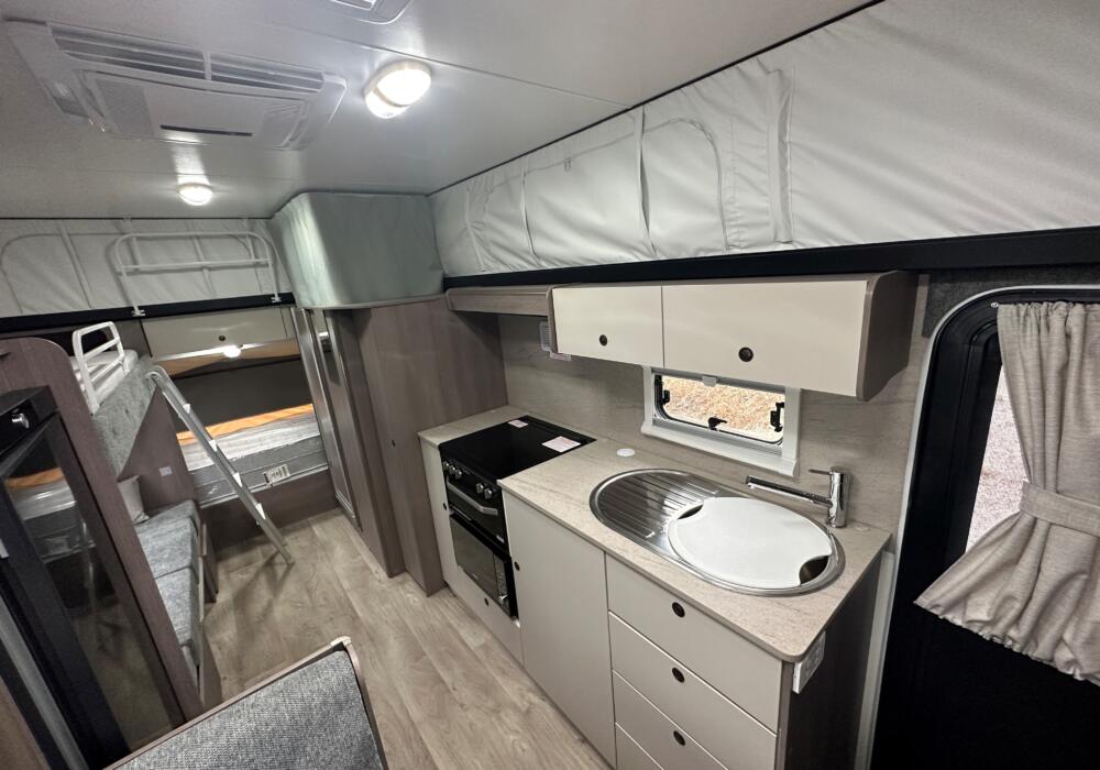 Jayco Expanda Caravan Hire Geelong Ezycamper Hire
